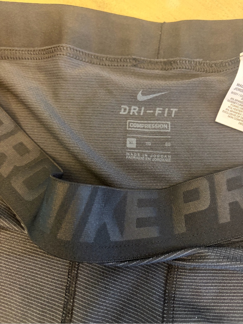 Mens Nike Pro Combat Leggings Compression Pants Black/Gray Size XL NWT - Picture 6 of 8